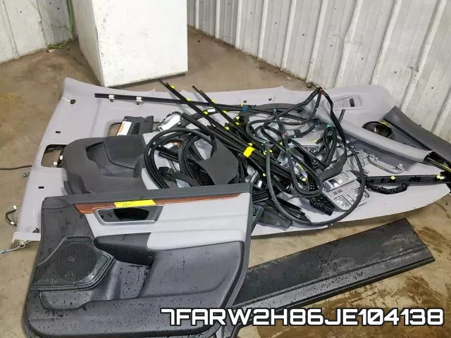 7FARW2H86JE104138 фото 10